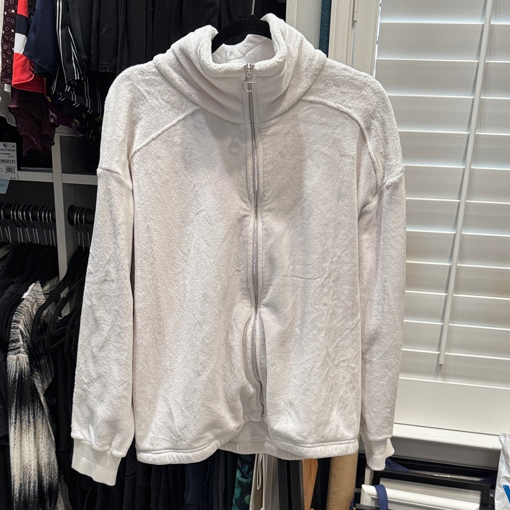 Athleta White Fleece Warm & Cozy Zip-Up Jacket (1X)